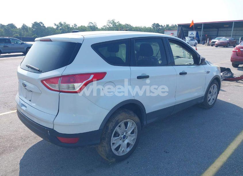Photo 4 of 2014 Ford Escape S (VIN 1FMCU0F77EUB17057)