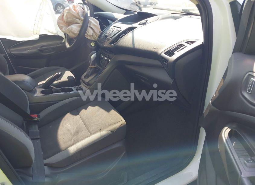 Photo 5 of 2014 Ford Escape S (VIN 1FMCU0F77EUB17057)