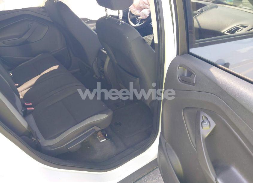 Photo 8 of 2014 Ford Escape S (VIN 1FMCU0F77EUB17057)