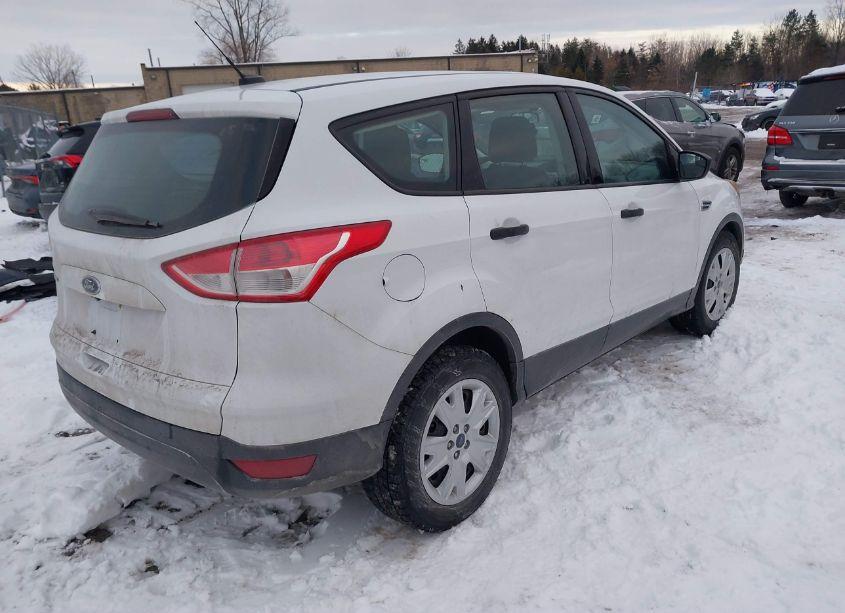 Photo 4 of 2014 Ford Escape S (VIN 1FMCU0F77EUB25627)