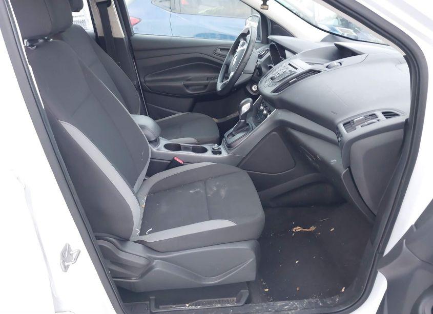 Photo 5 of 2014 Ford Escape S (VIN 1FMCU0F77EUB25627)