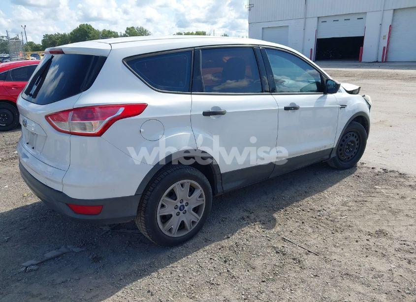Photo 4 of 2014 Ford Escape S (VIN 1FMCU0F77EUC81957)