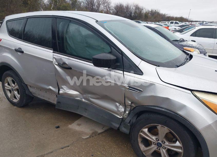 Photo 6 of 2016 Ford Escape S (VIN 1FMCU0F77GUC78592)