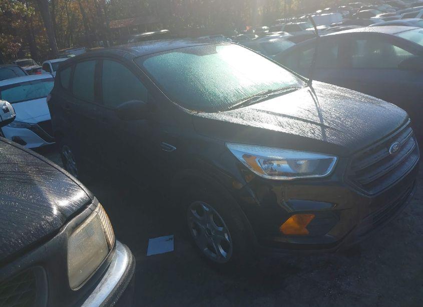 2017 Ford Escape S (VIN 1FMCU0F77HUA87899) main photo