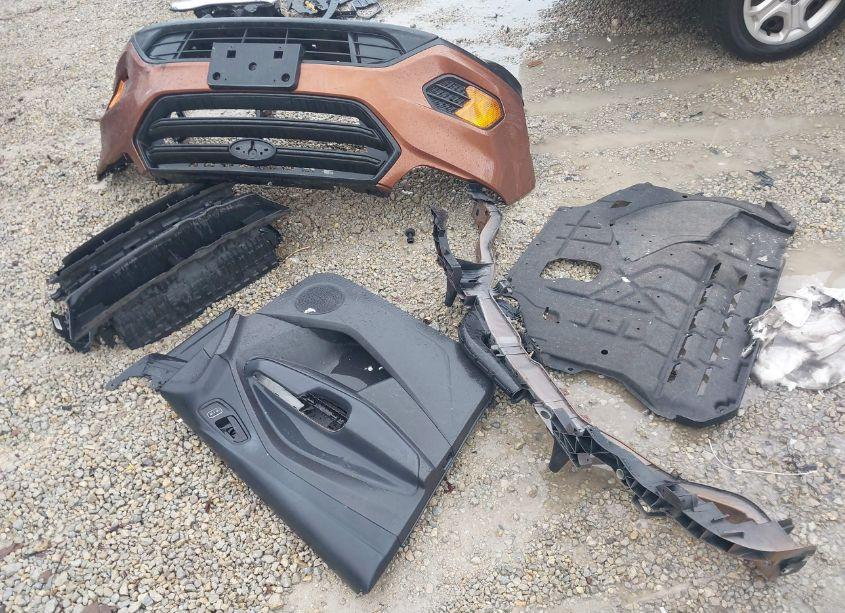 Photo 17 of 2017 Ford Escape S (VIN 1FMCU0F77HUB27995)