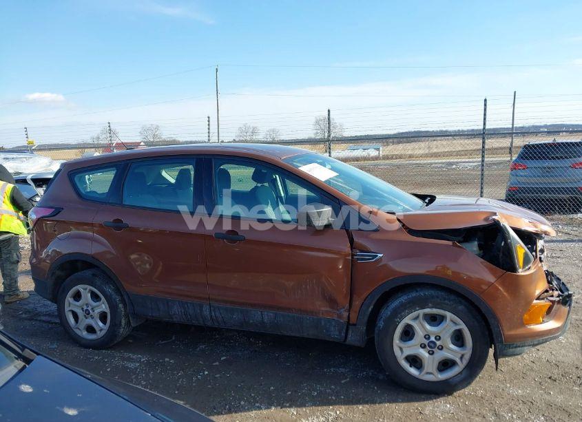 Photo 13 of 2017 Ford Escape S (VIN 1FMCU0F77HUC32519)