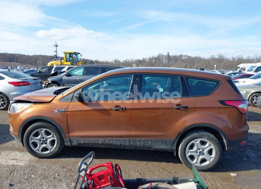 Photo 14 of 2017 Ford Escape S (VIN 1FMCU0F77HUC32519)