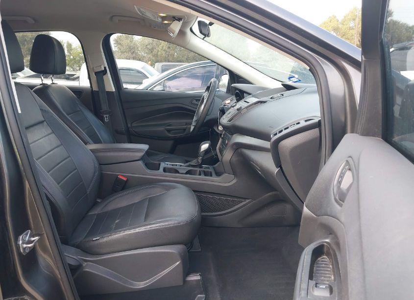 Photo 5 of 2017 Ford Escape S (VIN 1FMCU0F77HUD19384)