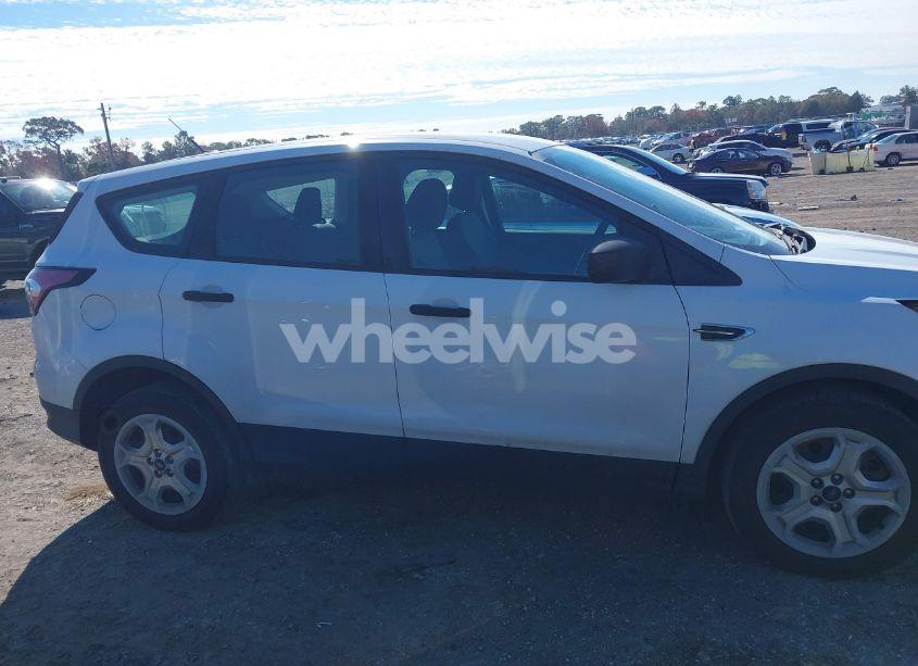 Photo 14 of 2017 Ford Escape S (VIN 1FMCU0F77HUE30291)