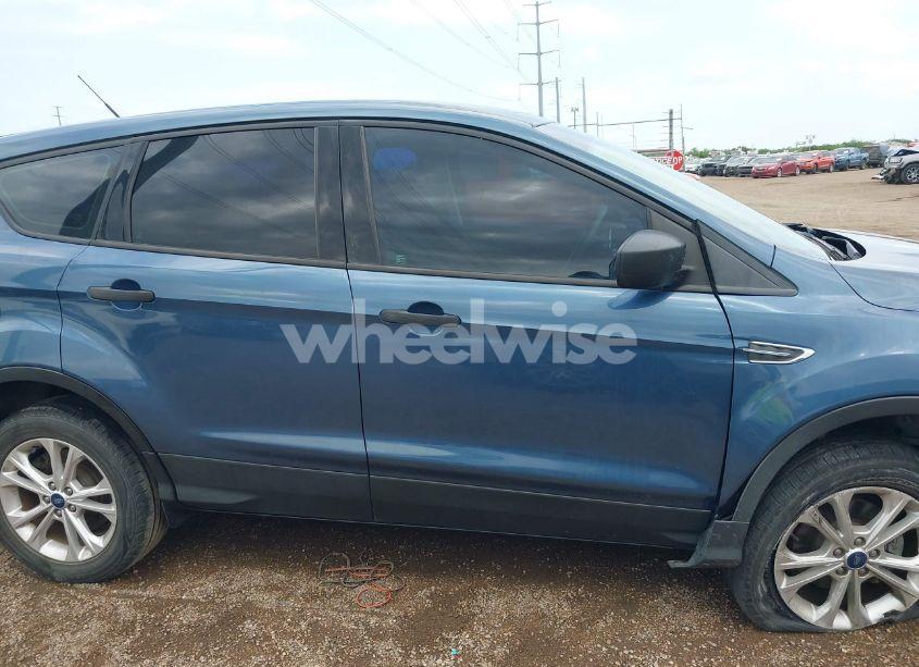 Photo 13 of 2018 Ford Escape S (VIN 1FMCU0F77JUA91134)