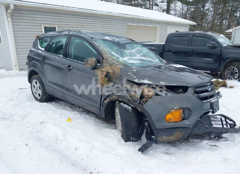 2018 Ford Escape S (VIN 1FMCU0F77JUA93725) main photo