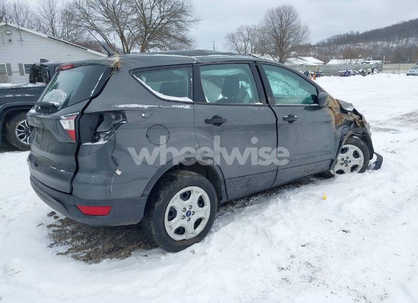 Photo 4 of 2018 Ford Escape S (VIN 1FMCU0F77JUA93725)