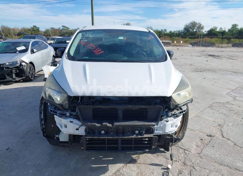 Photo 13 of 2018 Ford Escape S (VIN 1FMCU0F77JUB04822)