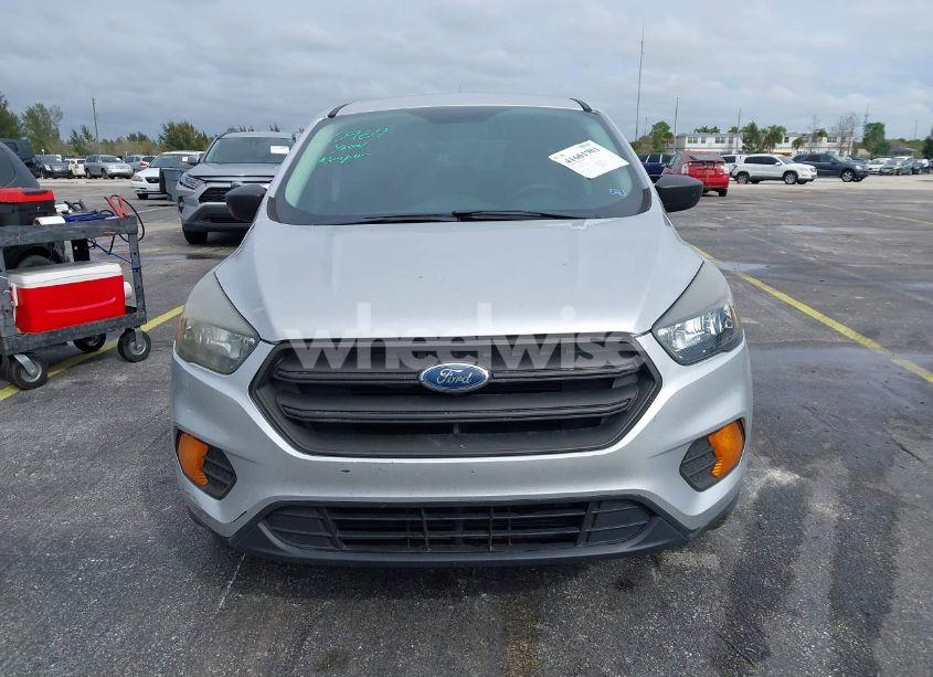 Photo 13 of 2018 Ford Escape S (VIN 1FMCU0F77JUB53633)