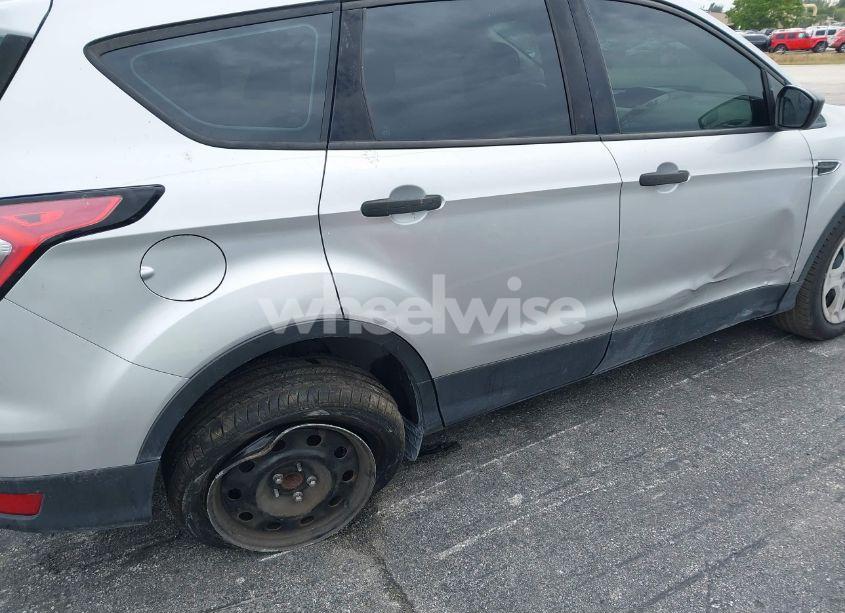 Photo 18 of 2018 Ford Escape S (VIN 1FMCU0F77JUB53633)