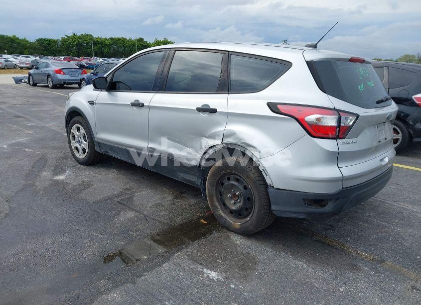 Photo 3 of 2018 Ford Escape S (VIN 1FMCU0F77JUB53633)