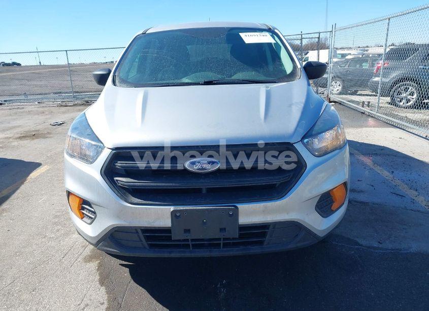 Photo 6 of 2018 Ford Escape S (VIN 1FMCU0F77JUB76409)