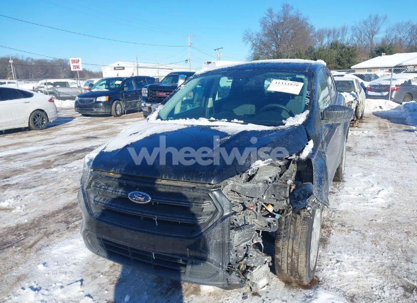 Photo 2 of 2018 Ford Escape S (VIN 1FMCU0F77JUC28542)