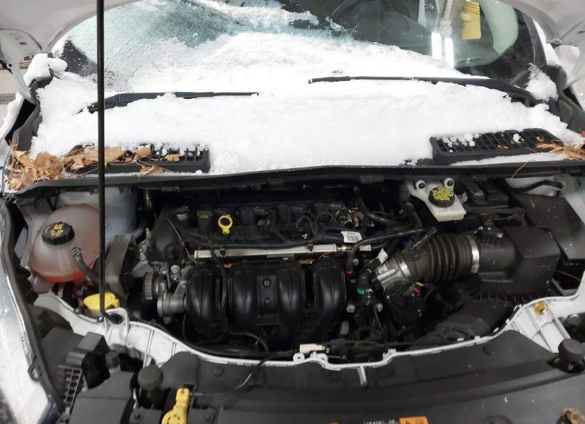 Photo 10 of 2019 Ford Escape S (VIN 1FMCU0F77KUB81059)