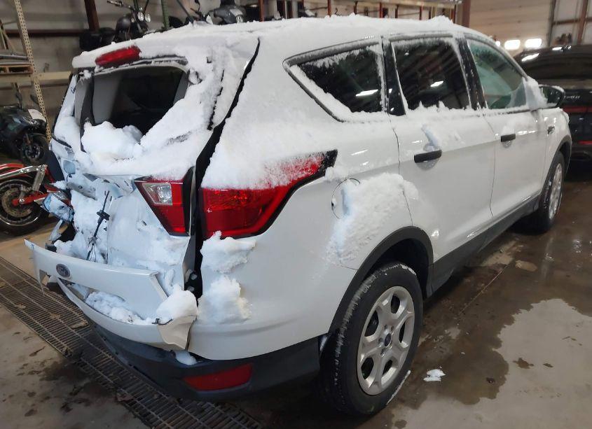 Photo 4 of 2019 Ford Escape S (VIN 1FMCU0F77KUB81059)