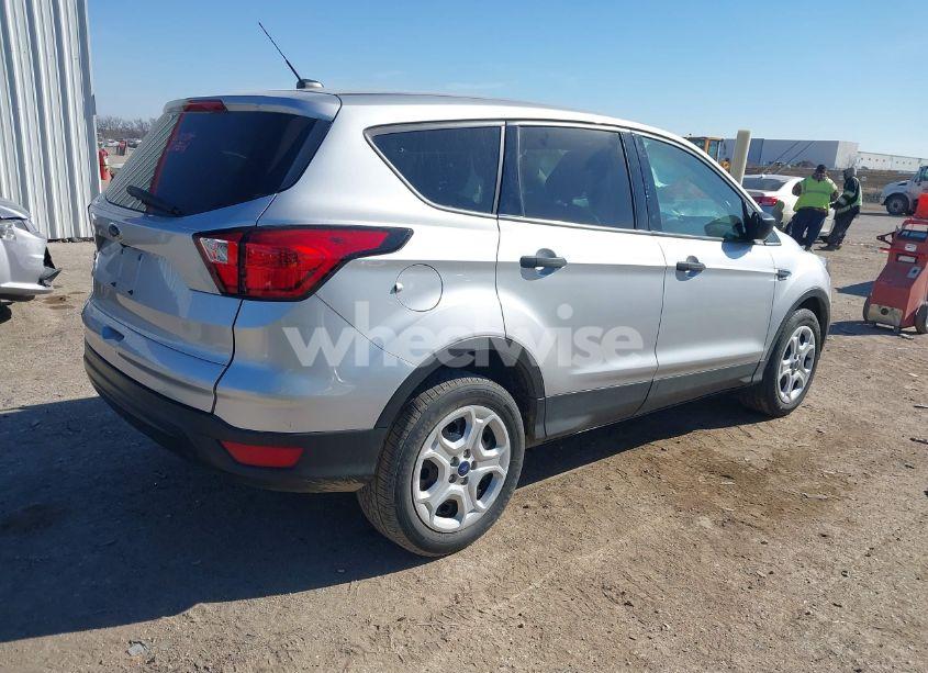 Photo 4 of 2019 Ford Escape S (VIN 1FMCU0F77KUB83832)