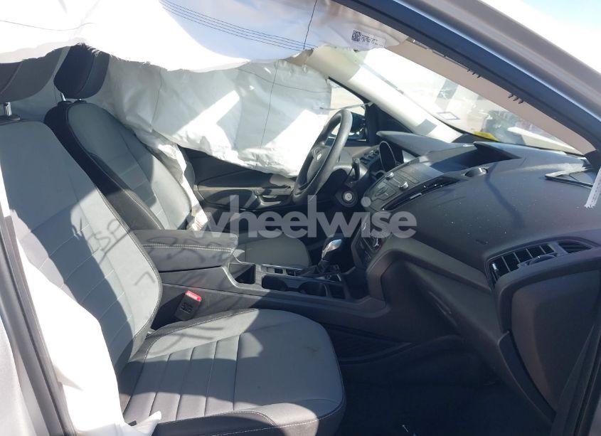 Photo 5 of 2019 Ford Escape S (VIN 1FMCU0F77KUB83832)