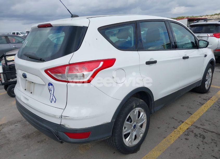 Photo 4 of 2013 Ford Escape S (VIN 1FMCU0F78DUA39791)