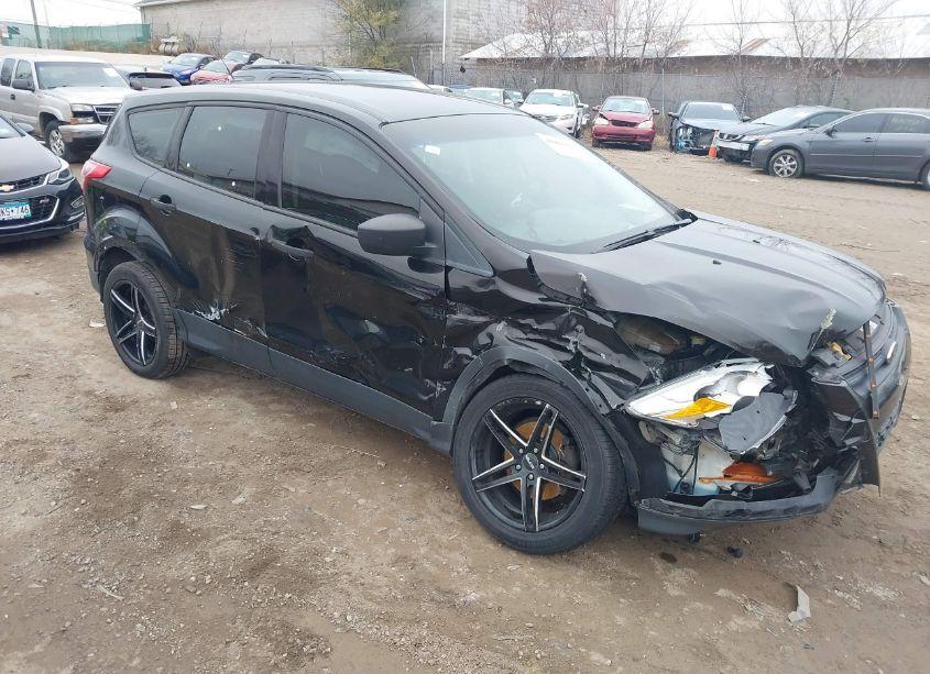2013 Ford Escape S (VIN 1FMCU0F78DUA85220) main photo
