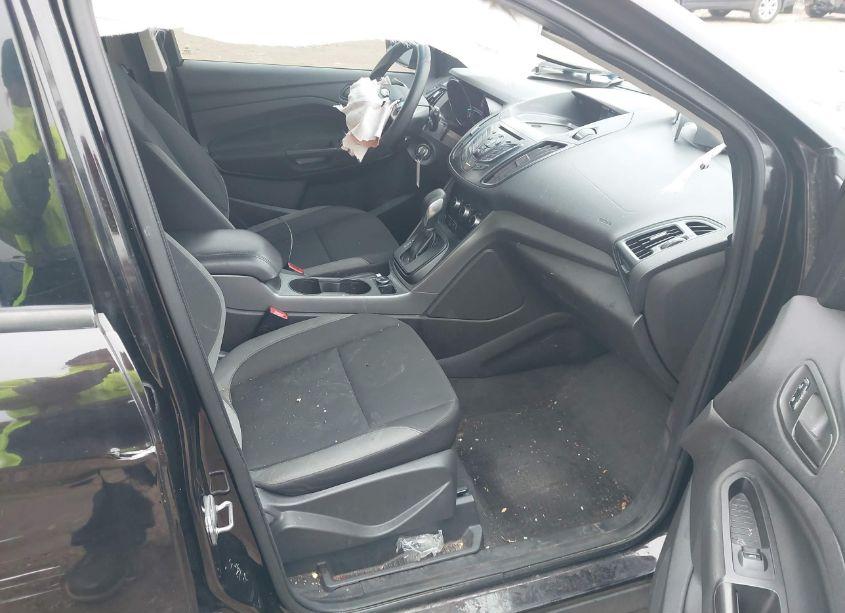 Photo 5 of 2013 Ford Escape S (VIN 1FMCU0F78DUA85220)