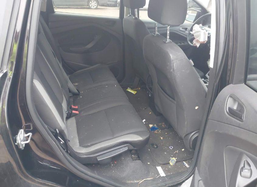 Photo 8 of 2013 Ford Escape S (VIN 1FMCU0F78DUA85220)