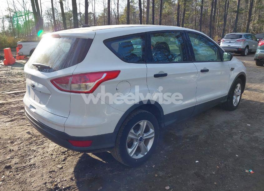 Photo 4 of 2013 Ford Escape S (VIN 1FMCU0F78DUB32388)