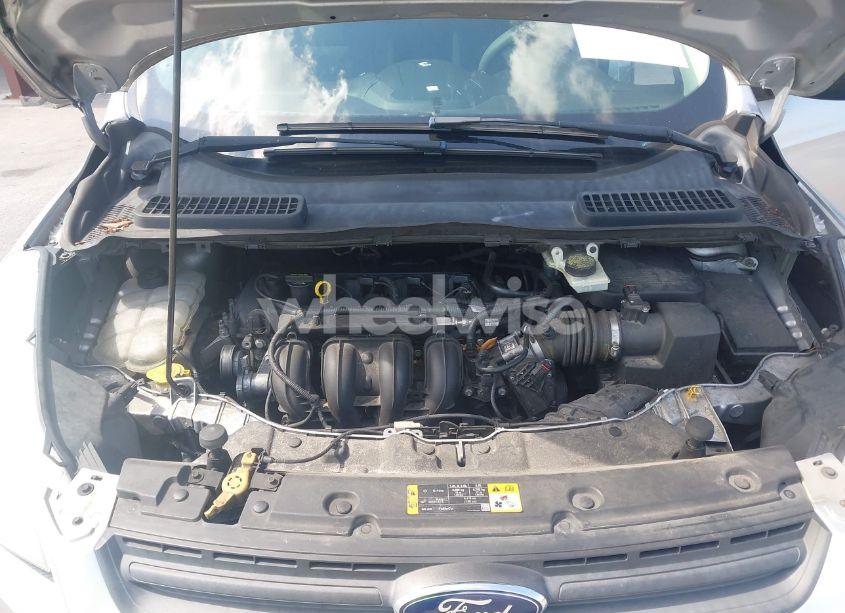 Photo 10 of 2013 Ford Escape S (VIN 1FMCU0F78DUB43763)