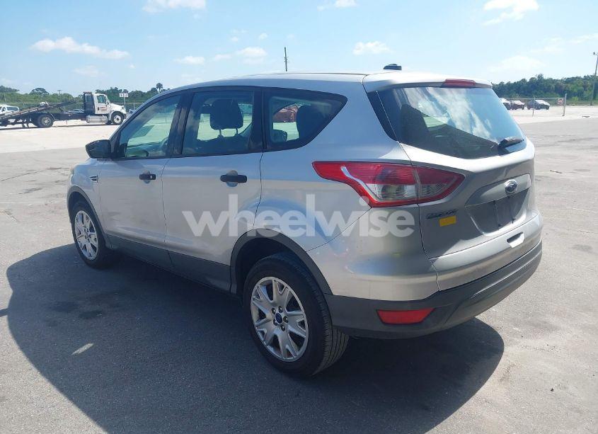 Photo 3 of 2013 Ford Escape S (VIN 1FMCU0F78DUB43763)