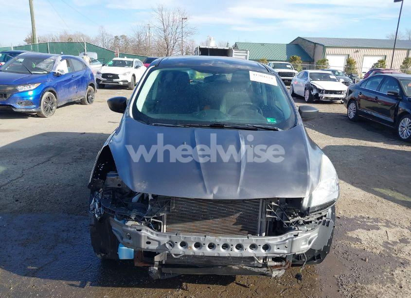 Photo 13 of 2013 Ford Escape S (VIN 1FMCU0F78DUD35412)