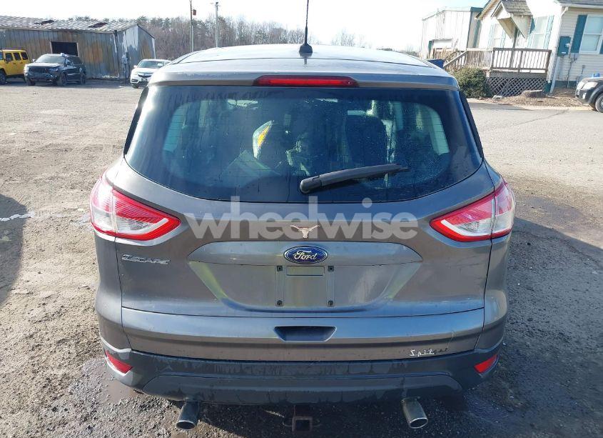 Photo 17 of 2013 Ford Escape S (VIN 1FMCU0F78DUD35412)