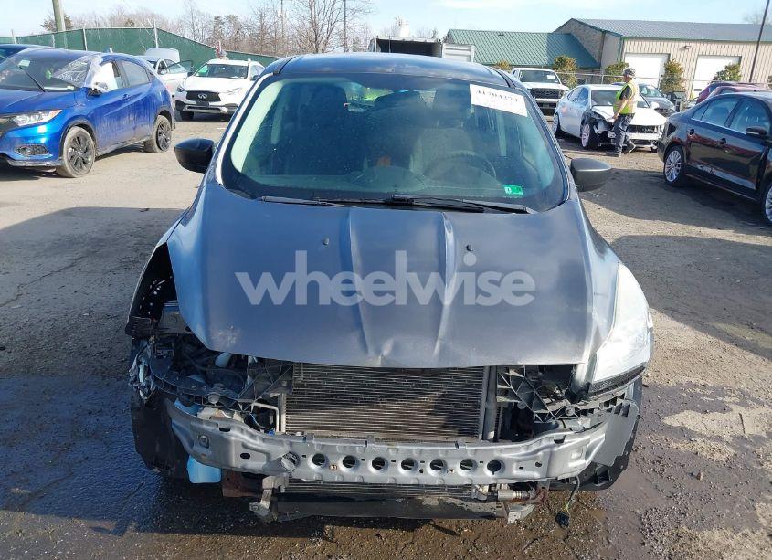 Photo 6 of 2013 Ford Escape S (VIN 1FMCU0F78DUD35412)