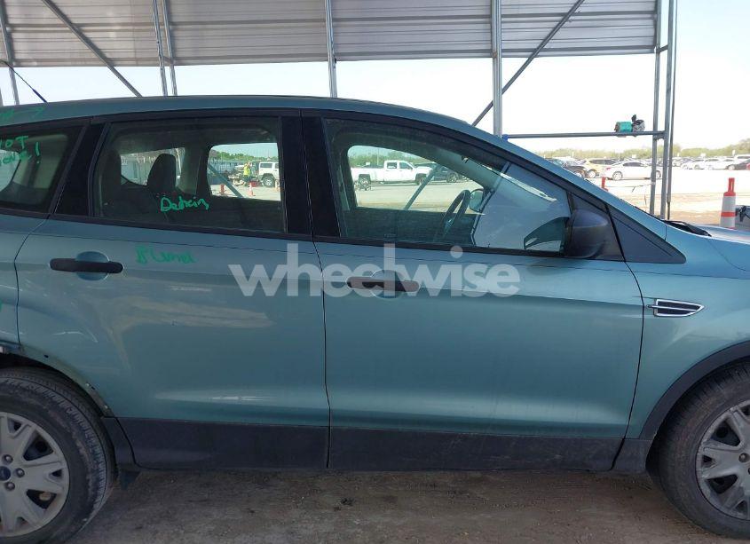 Photo 14 of 2013 Ford Escape S (VIN 1FMCU0F78DUD68779)