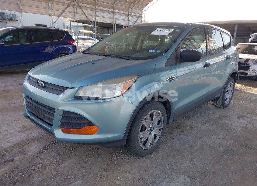 Photo 2 of 2013 Ford Escape S (VIN 1FMCU0F78DUD68779)