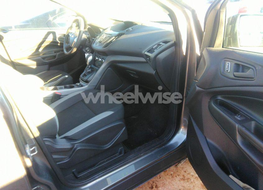 Photo 5 of 2014 Ford Escape S (VIN 1FMCU0F78EUB80877)