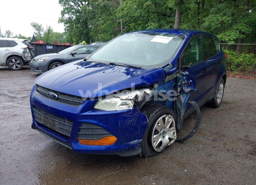 Photo 2 of 2014 Ford Escape S (VIN 1FMCU0F78EUC05387)