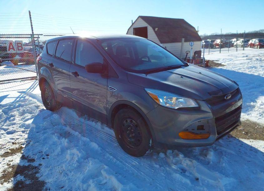 2014 Ford Escape S (VIN 1FMCU0F78EUC12341) main photo