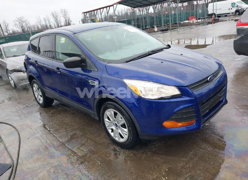 2014 Ford Escape S (VIN 1FMCU0F78EUE41747) main photo