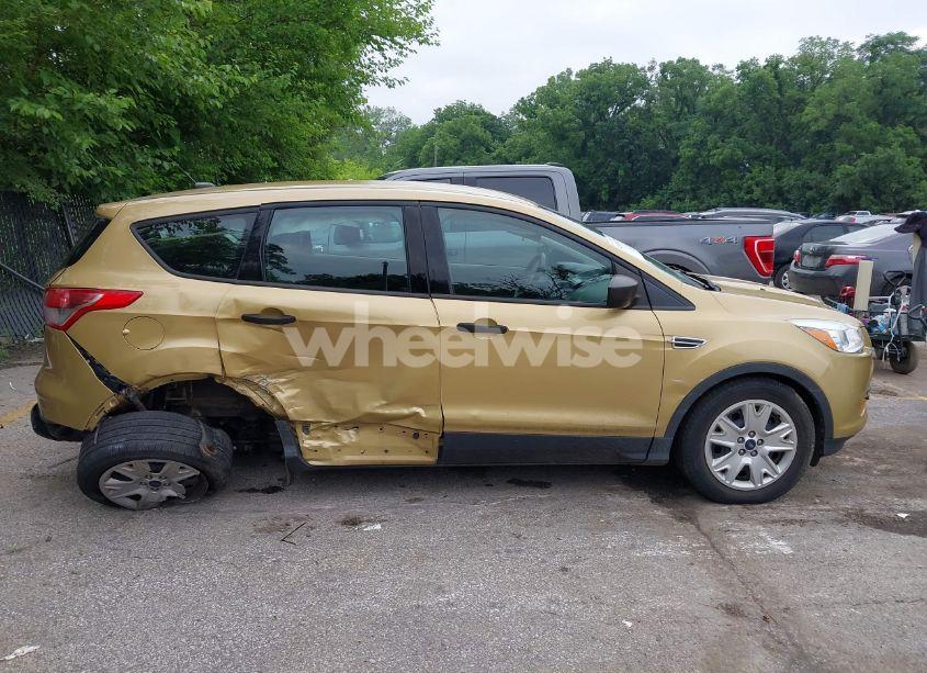 Photo 13 of 2015 Ford Escape S (VIN 1FMCU0F78FUA42354)