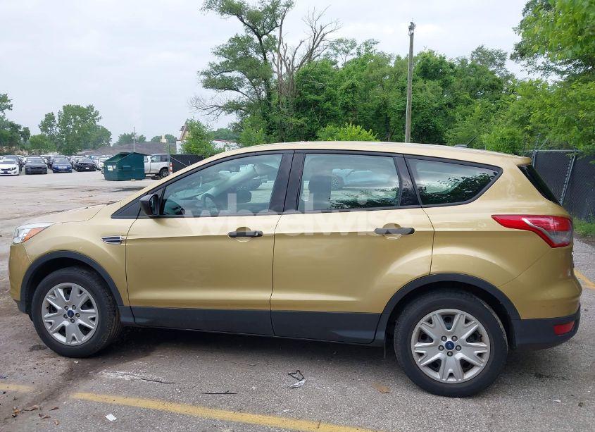 Photo 14 of 2015 Ford Escape S (VIN 1FMCU0F78FUA42354)