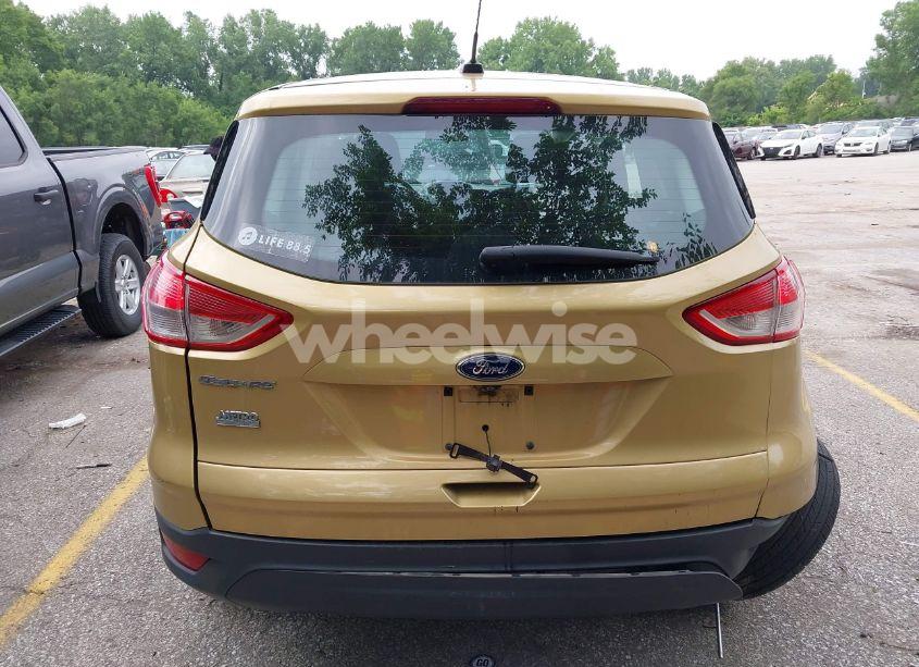 Photo 16 of 2015 Ford Escape S (VIN 1FMCU0F78FUA42354)