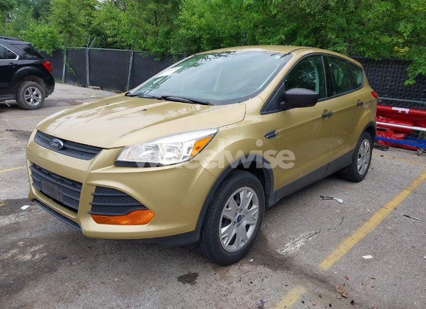Photo 2 of 2015 Ford Escape S (VIN 1FMCU0F78FUA42354)
