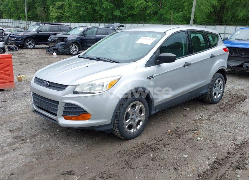 Photo 2 of 2015 Ford Escape S (VIN 1FMCU0F78FUB32720)