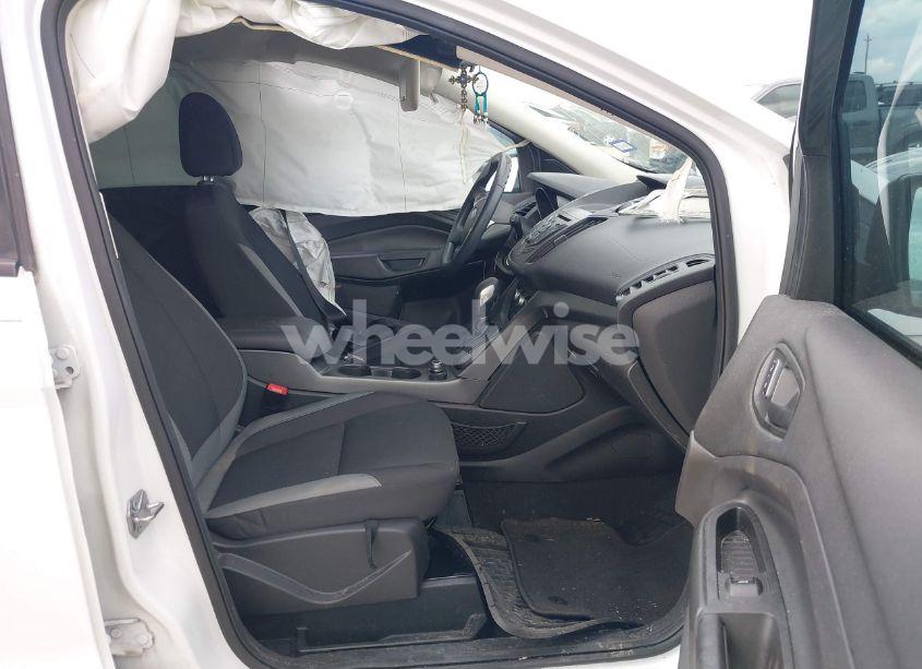 Photo 5 of 2015 Ford Escape S (VIN 1FMCU0F78FUC61539)