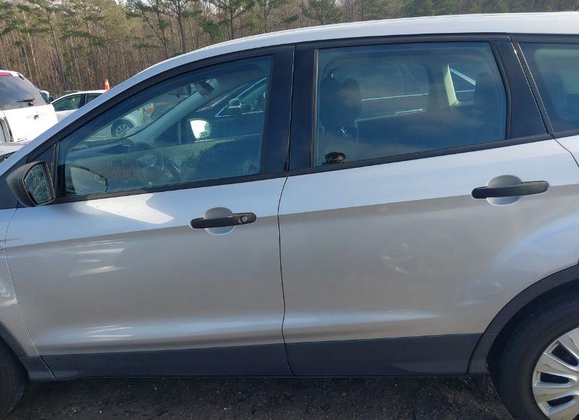 Photo 14 of 2016 Ford Escape S (VIN 1FMCU0F78GUA76764)