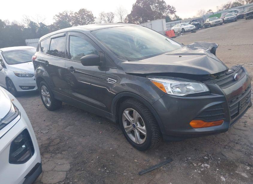 2016 Ford Escape S (VIN 1FMCU0F78GUA90650) main photo